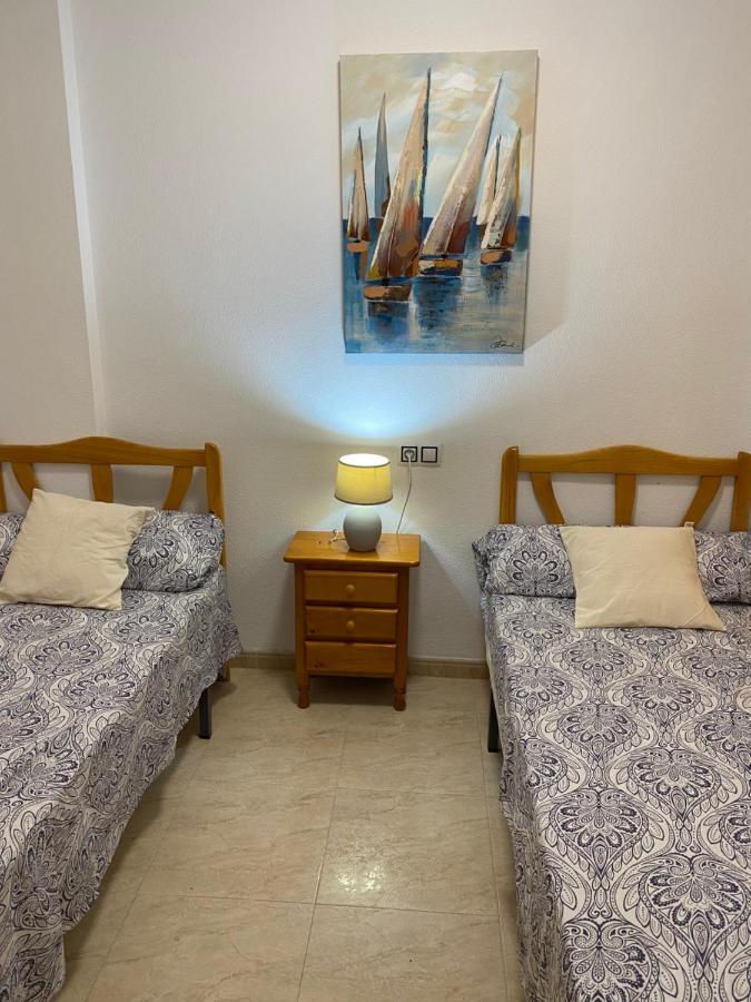 Amazing 2-Bedrooms Apartment With Pool Torrevieja Center Dış mekan fotoğraf