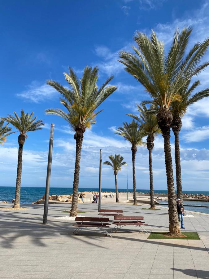 Amazing 2-Bedrooms Apartment With Pool Torrevieja Center Dış mekan fotoğraf